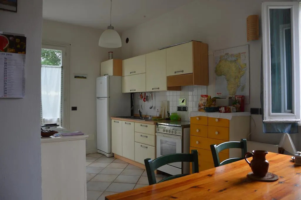 La Casa Del Cammino E Della Parola Villa Viano 0*,